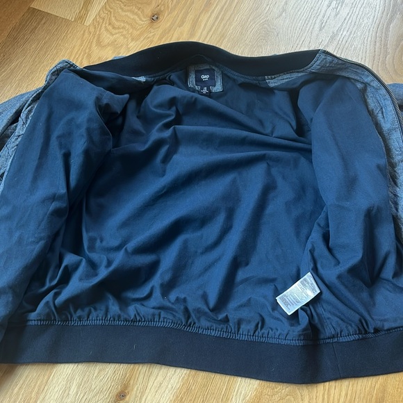 Gap Jacket - Picture 6 of 6